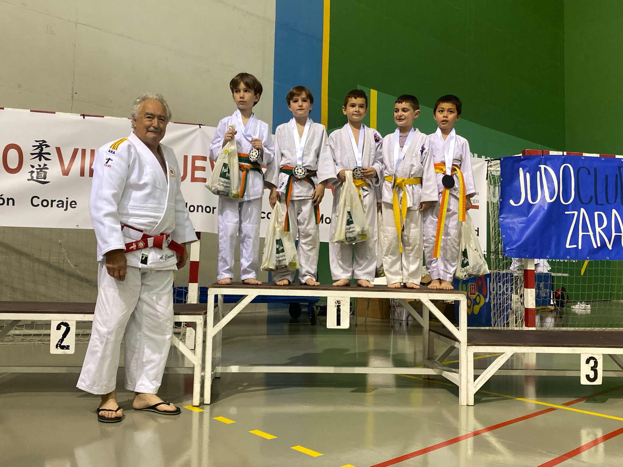 18 medallas en el Torneo San Isidro "Angel Claveras". Villanueva de Gallego 10-05-25